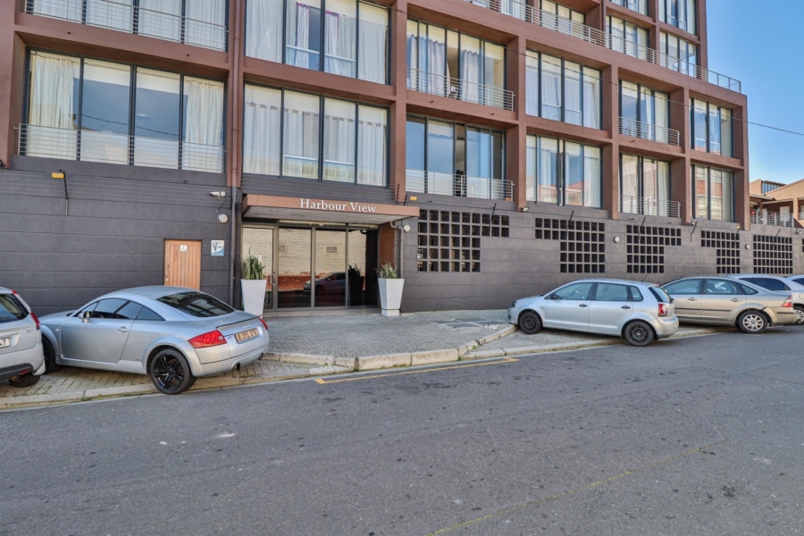 2 Bedroom Property for Sale in Woodstock Western Cape